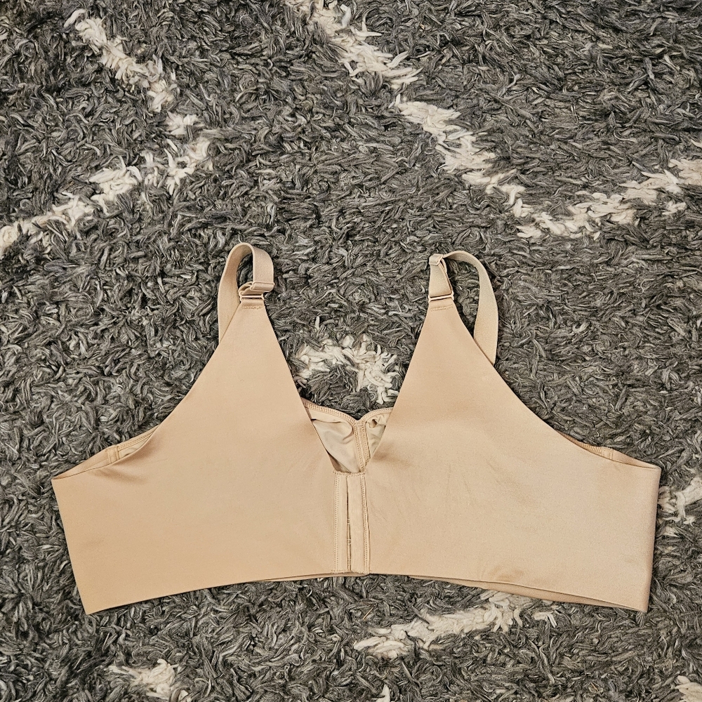 Serenada Womens 50D Wire Free Beige Bra EUC - Picture 3 of 7